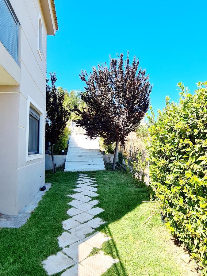 Villa Vravrona Tower & Suites Markópoulon Buitenkant foto