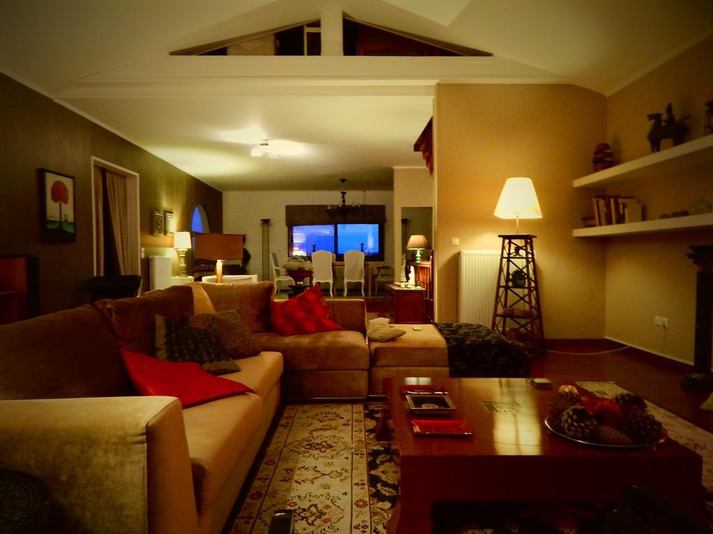 Villa Vravrona Tower & Suites Markópoulon Kamer foto