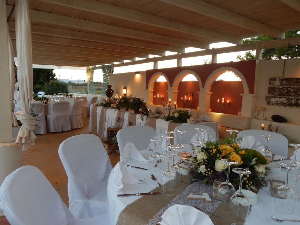 Villa Vravrona Tower & Suites Markópoulon Kamer foto