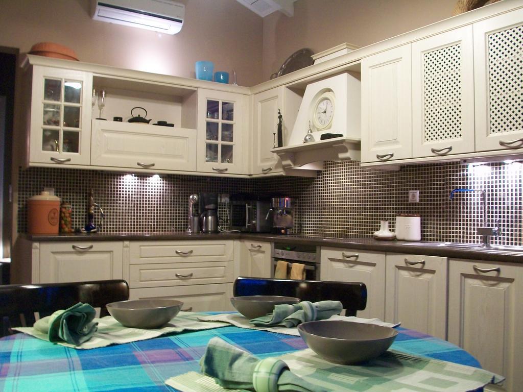 Villa Vravrona Tower & Suites Markópoulon Kamer foto